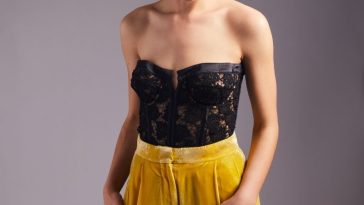 Birbirinden Şık Crop Kombinleri